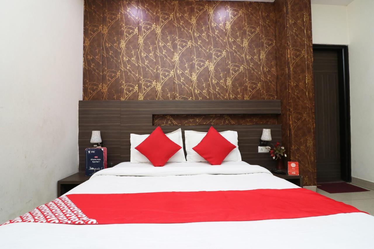 Oyo 18753 Hotel Glance Inn New Delhi Exterior photo