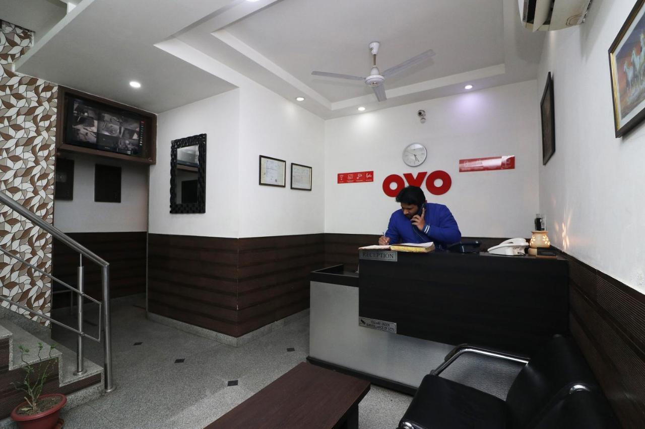 Oyo 18753 Hotel Glance Inn New Delhi Exterior photo