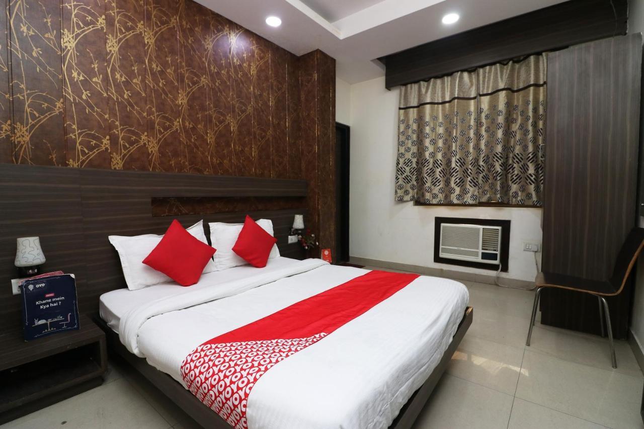 Oyo 18753 Hotel Glance Inn New Delhi Exterior photo