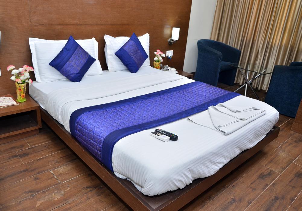 Oyo 18753 Hotel Glance Inn New Delhi Exterior photo
