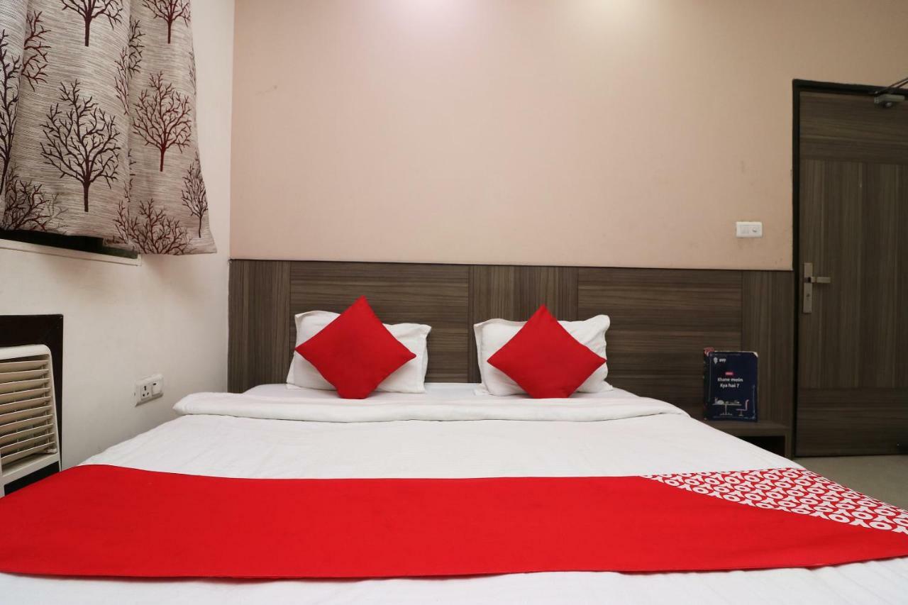 Oyo 18753 Hotel Glance Inn New Delhi Exterior photo